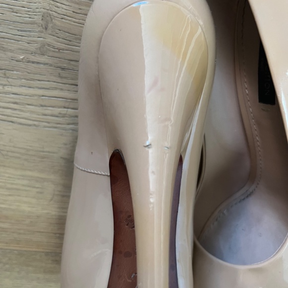 Louis Vuitton Beige Patent Leather Oh Really! Peep Toe Platform Pumps Size 37.5 - Picture 8 of 8